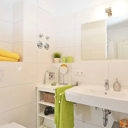 Rosa - Apt. 15 Villa Sellin (Rugen)