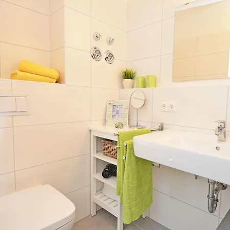 Rosa - Apt. 15 Villa Sellin (Rugen)