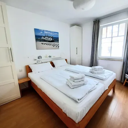 Rosa - Apt. 15 * Зеллин